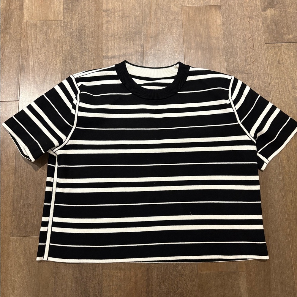 Club Monaco Reversible Stripped Sweater T Size Small